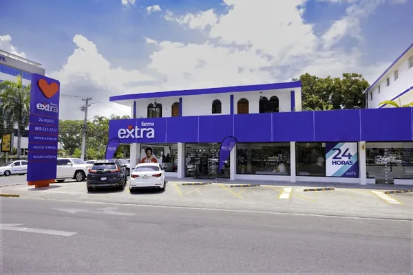 Fachada de Farma Extra La Moraleja