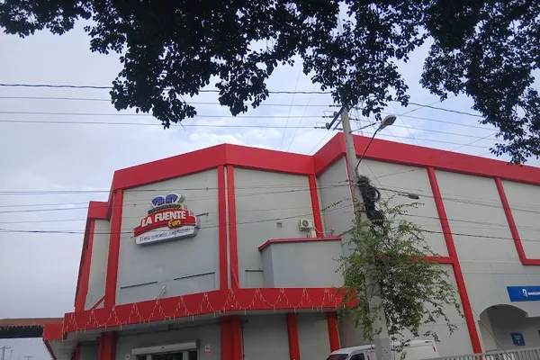 Fachada de La Fuente Fun